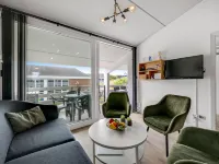 "Jari" - 200m from the sea