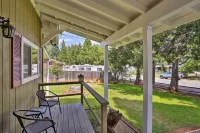 Cabin w/ Backyard Space - 1/2 Mi to Trinity Lake! - 3-Star