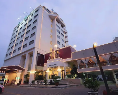 Louis Tavern Hotel Hotels near Thailand Post