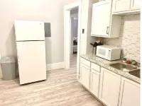 Beautiful 1B/1B in Southwest Atlanta.