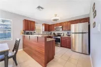 CHARMING 3BR POOL SPA home in Midtown Tampa!