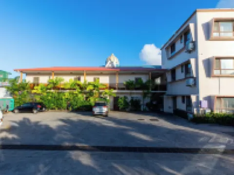 タウエセ・シービューホテル アピアのホテル