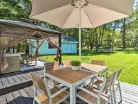 Game Room, Community Beach: Pocono Home! Hotels in Tunkhannock Township