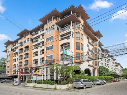 ทาวน์ อิน ทาวน์ การ์เด้น รีสอร์ท