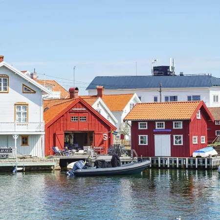 2 person holiday home in Gullholmen
