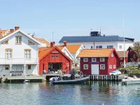 2 person holiday home in Gullholmen - 3-Star