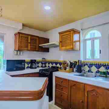 Charming 3Br 3BTH Stay • Close to Tortugas Beach Others