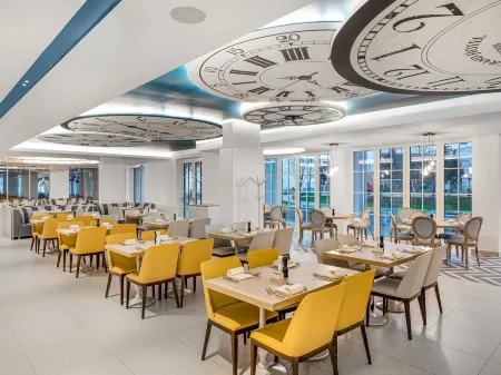 Mövenpick BalaLand Resort Lake Balaton Отели в г. Балатонфелдвар