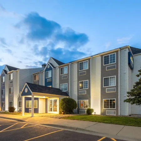 Microtel Inn & Suites by Wyndham Sioux Falls