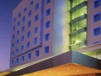 Fiesta Inn Express Puebla Finsa Hotels near Finsa