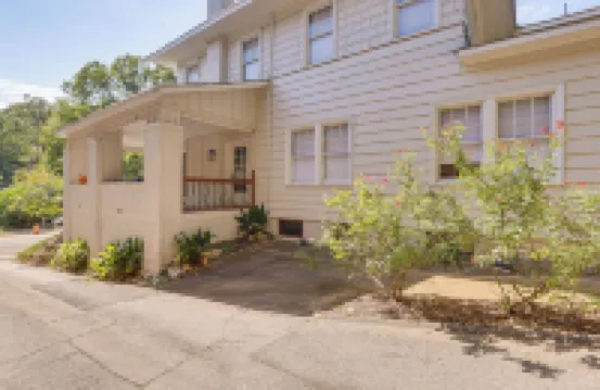 2 Mi to Dtwn: Stylish Urban Retreat in Birmingham