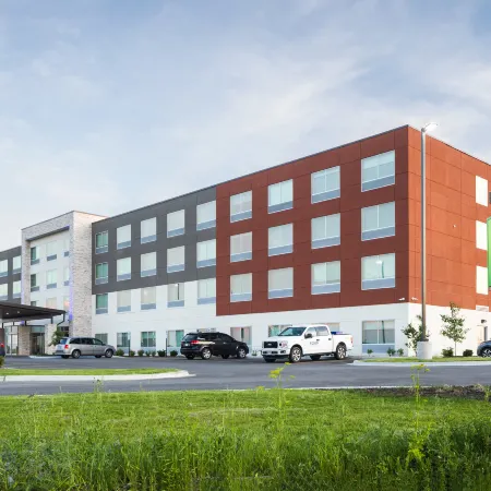 Holiday Inn Express & Suites BOURBONNAIS EAST - BRADLEY by IHG