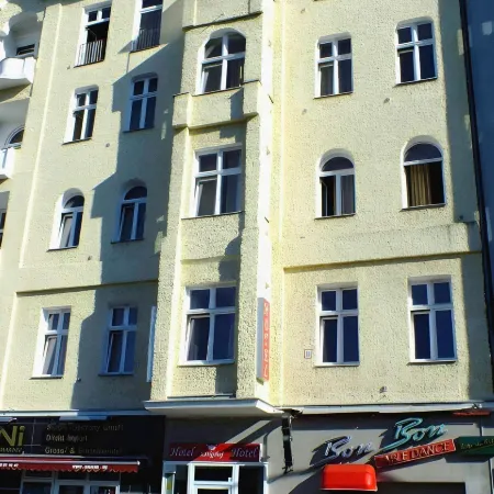 Hotel AI Königshof Отели рядом с достопримечательностью «Шиллер-театр»