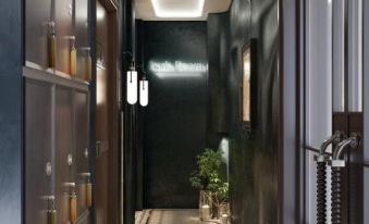 Manevi Premier Hotel