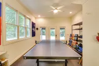 Mountain Views Luxe Highlands Mansion on 6 Acres - 4-Star