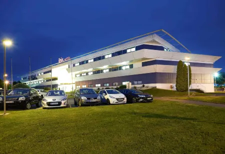 ibis Poitiers Site du Futuroscope