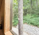 Scandanavian Cabin-Hot Tub-EV Charger-Fire Pit-Close to All RRG Action