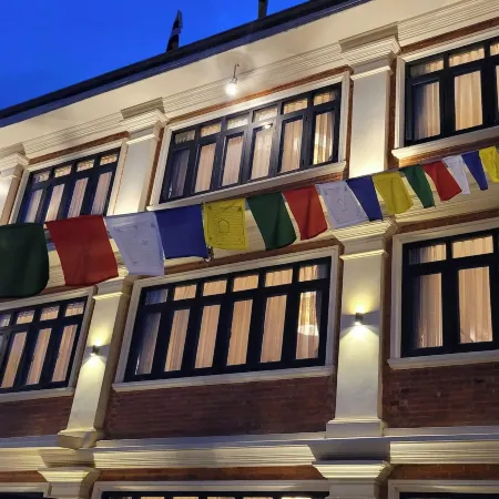 Central Courtyard - Heritage Hötel & Artisan Café