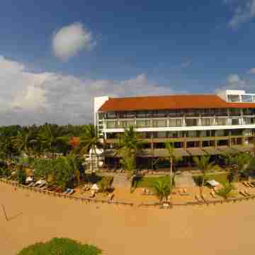 Pandanus Beach Resort & Spa Hotel Exterior