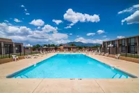 Quality Inn Hotels in Taos