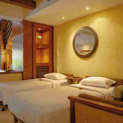 Pool Villa Merumatta Senggigi Rooms