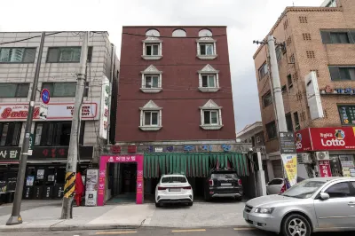 reunion eden Hotel in zona Yongma Land