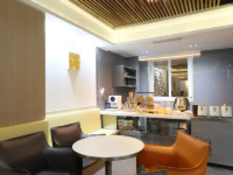 Daegu Dongseong-ro H Avenue Dongseong-ro Daegu Station Hotels in Daegu