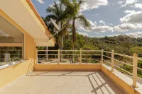 Casa de Campo com Vista Piscina e rea Gourmet Hotels in Jacarei