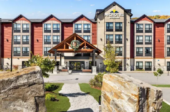 Microtel Inn & Suites by Wyndham Mont Tremblant