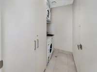Coastal 2-Bed with Parking & Pool by the Ocean