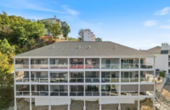 Family-friendly Condo w/ 2 Pools & Updated Deck on the 14mm