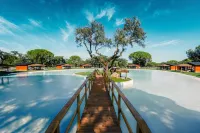 Chalet do Lago Hotels in Montargil