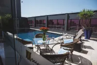 Hotel Golden Park Campinas Cambuí by Nacional Inn - Pools