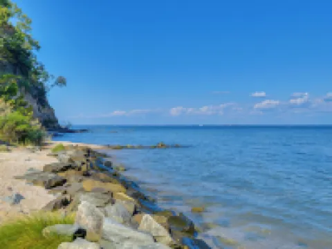 Lakefront Log Cabin Retreat w/ Hot Tub + Kayaks! Hotels in Calvert County