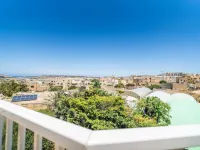 Sannat Penthouse Retreat Hot Tub Outdoor Lounge Hotels in Sannat