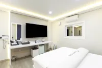 Andong Sweet Hotel - Motels