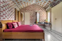 The Orchard Farm, Manesar- Luxury Pet- Friendly Farm with private pool & Jacuzzi Hotels in Mewat