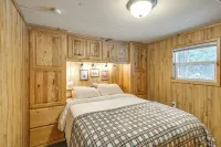 Cozy Island Park Getaway by Atv Trails and Reservoir - 3 stjerner