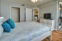 Fort Walton Beach Rental w/ Pool & Hot Tub Access - Condos