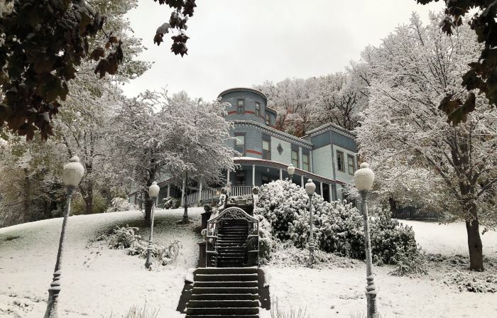 Mont Rest Inn