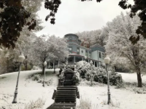 Mont Rest Inn
