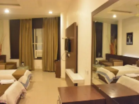 Hotel Ram Saroj Palace Hotels in Sagar