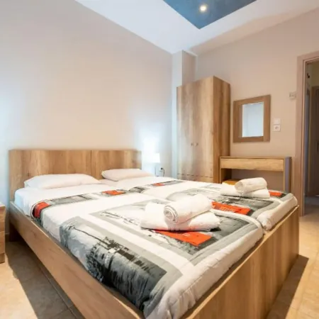 Milonas House Apartments