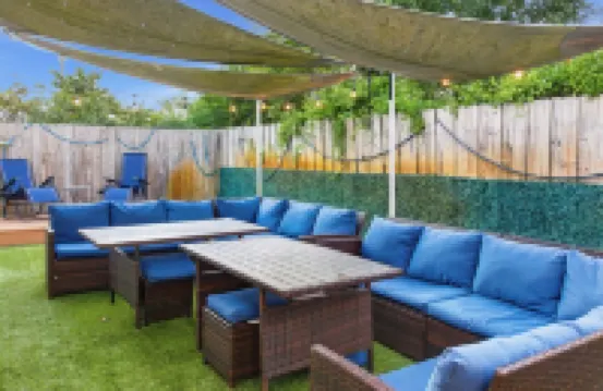 Tropical Beach House!