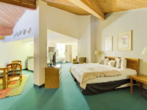 Capital O Amerihost Inn and Suites Mexico Hwy 54 MO Hotels in Mexico