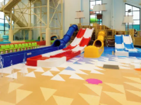 คันทรี แคสเคดส์ วอเทอร์พาร์ค รีสอร์ท โรงแรมในพีเจียนฟอร์จ