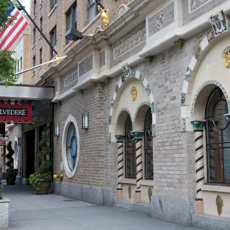 The Belvedere Hotel Отели рядом с достопримечательностью «Театр Гершвин»