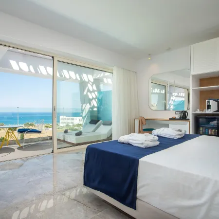 Lindos White Hotel & Suites