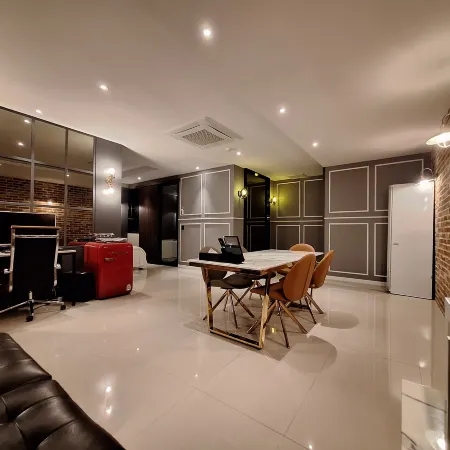 Yongin Hotel Moonrise Отели рядом с достопримечательностью «Парк Монэ»