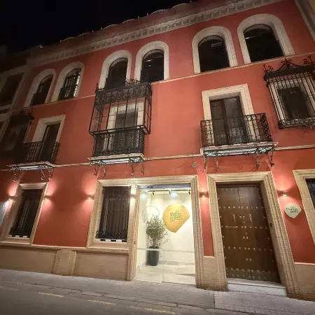 De Domínguez Hotel Boutique Отели рядом с достопримечательностью «Старый город»